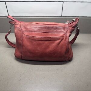 Women's Leather Bag in Rustic Red